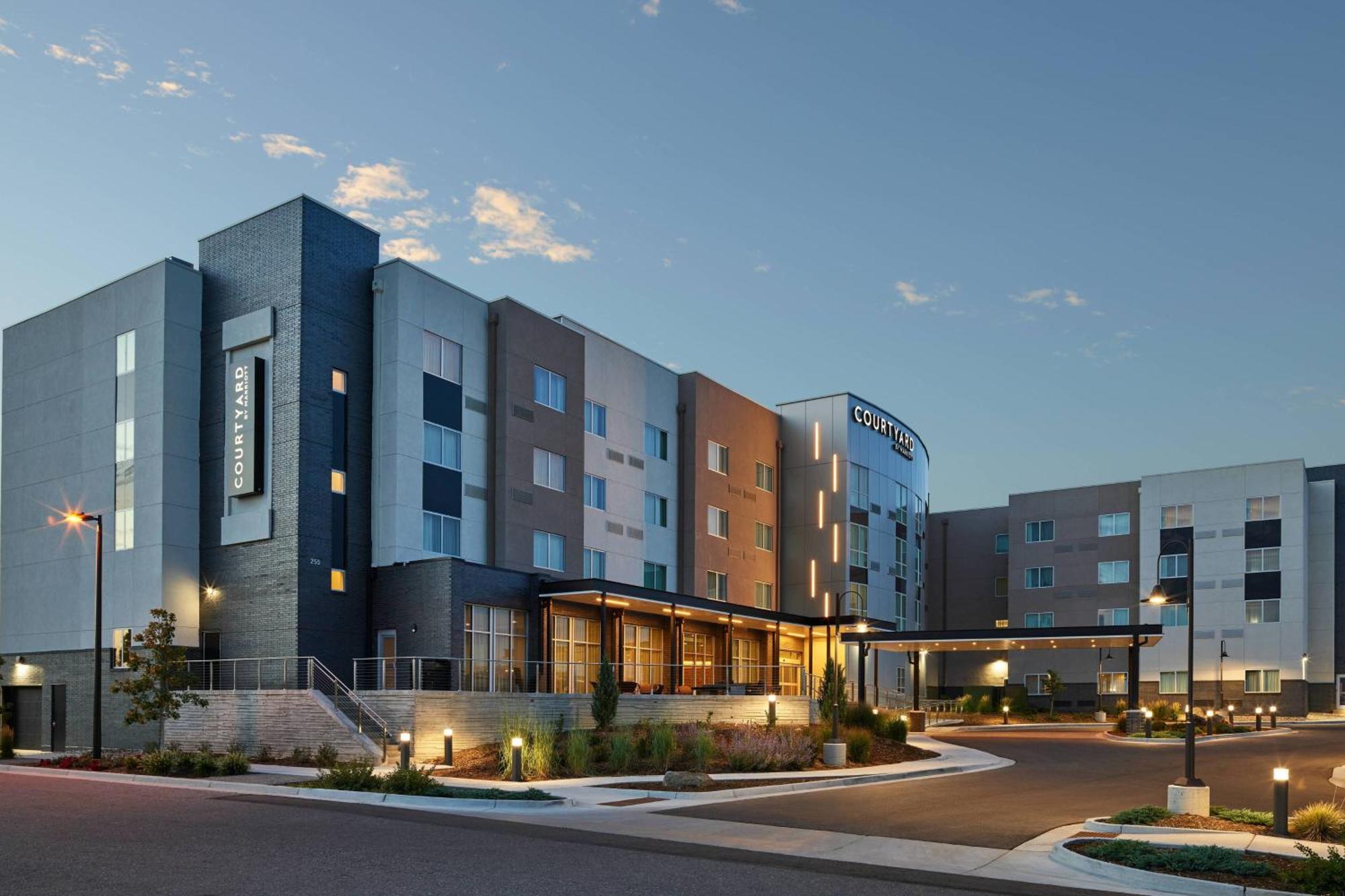 Courtyard Denver Орора Екстер'єр фото